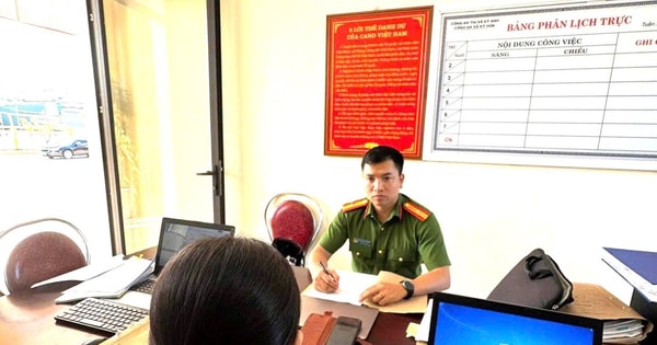 Nhận bill chuyển khoản 62 triệu đồng từ chồng, người phụ nữ SN 1977 định chuyển tiền tiếp thì được công an xã mời lên làm việc