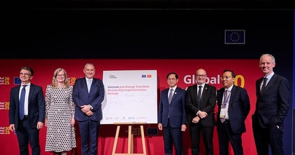 Dự án thủy điện 1 tỷ USD đang gặp khó của EVN nhận 'cú hích' 430 triệu Euro từ châu Âu