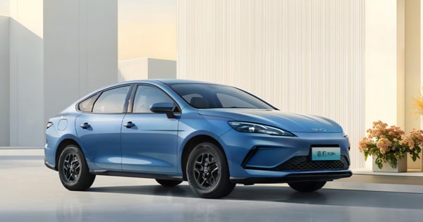 Sát ngày về Việt Nam, sedan hybrid BYD Seal 05 có bản nâng cấp tại Trung Quốc: chạy từ Hà Nội đến Cà Mau không cần tiếp nhiên liệu, giá tương đương 300 triệu đồng