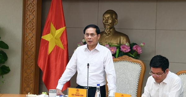 Phó Thủ tướng tuyên dương Vingroup