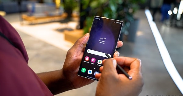 Cây bút công nghệ: "Từ chối mua S25 Ultra, tôi dùng mẫu máy đời cũ này của Samsung 3 năm chưa chán"