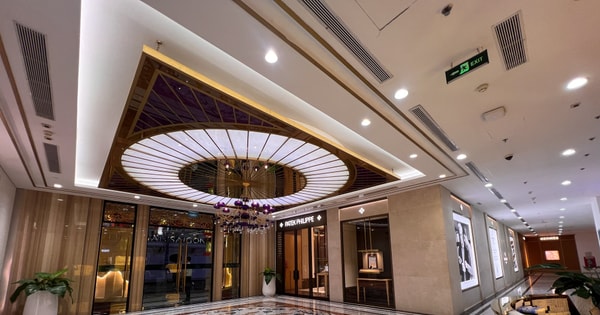 Ngắm tòa nhà đầu tiên kết nối với ga metro: Nơi Hermès, Dior, Bvlgari hội tụ, từng 'nằm trong tay' tỷ phú Phạm Nhật Vượng