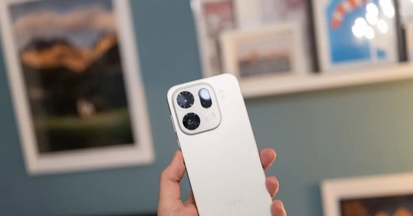 "Xin lỗi" vì đã từng chê điện thoại Trung Quốc: Giờ còn phải cảm ơn họ vì đã cho chúng ta có được thứ này