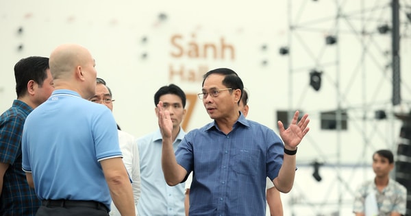 Ngày kia, hàng triệu người Việt Nam sẽ chứng kiến 1 sự kiện "3 nhất" khai mạc tại công trình top 10 TG