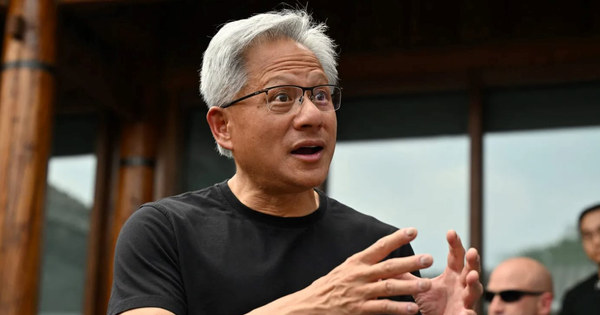 CEO Nvidia: 'Thế hệ triệu phú tiếp theo sẽ là thợ điện, thợ sửa ống nước'