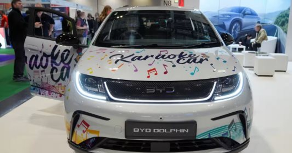 Xe điện Trung Quốc ồ ạt đổ bộ thị trường lớn thứ 3 thế giới: Miễn thuế với ô tô nhập khẩu, doanh số BYD tăng 880% trong tháng 9