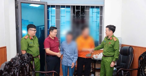 Ngân hàng từ chối làm thủ tục cho người đàn ông 68 tuổi ở Hà Nội chuyển đi 200 triệu đồng: Công an lập tức điều tra