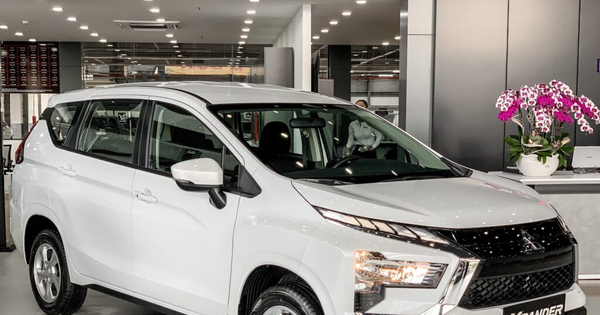 Chưa tới 500 triệu đã mua được "vua xe 7 chỗ"