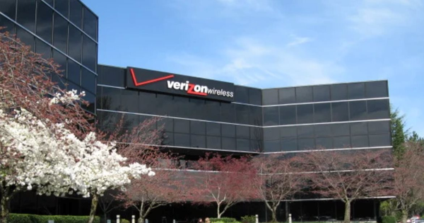 Một nhà mạng viễn thông lớn vừa cắt giảm 15.000 nhân sự vì doanh số thuê bao trả sau thấp báo động