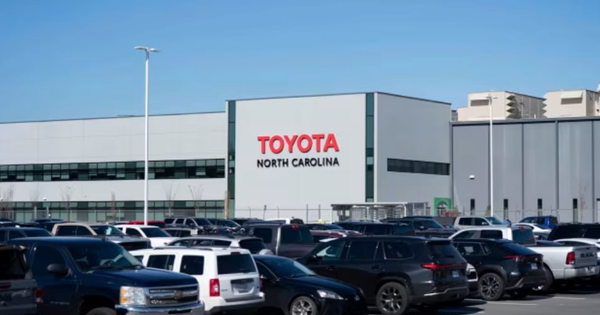 Toyota sẽ đầu tư 10 tỷ USD vào Mỹ trong 5 năm, vừa khánh thành nhà máy pin siêu 'khủng'