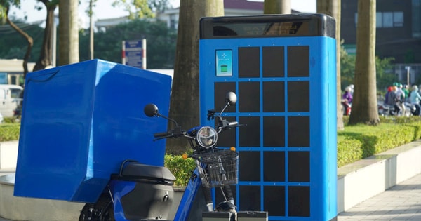 Trạm đổi pin xe điện đầu tiên ở Việt Nam: Làm bằng gỗ, màn hình máy tính cũ, 'quẹt thẻ' bằng Bằng lái xe, nay đã cán mốc 1 triệu lượt đổi