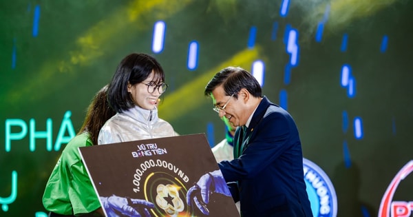 Vượt 32.000 người, thắng cả AI ở gameshow tài chính khó nhất VN, nữ sinh nhận 1 tỷ đồng và cơ hội tại BIDV