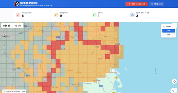 Nhóm kỹ sư FPT thức trắng đêm làm phần mềm miễn phí giúp dự báo mưa lũ, theo dõi ngập và gửi tín hiệu kêu cứu