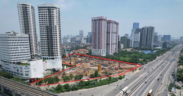 Một công ty muốn rời sàn chứng khoán sau khi bán đất vàng 3 mặt tiền cho Sun Group thu về 5.800 tỷ đồng