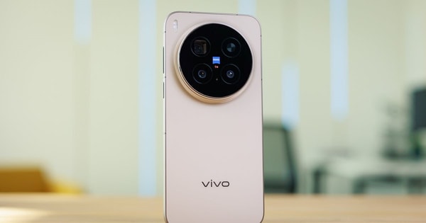 Mẫu điện thoại mới lên kệ ở Việt Nam “gây bão” vì vượt mặt cả S25 Ultra: Pin 6510 mAh, camera tele 200MP