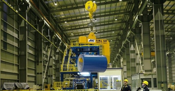 Hòa Phát hỗ trợ người dân Đắk Lắk 100.000m2 tôn lợp khắc phục hậu quả bão lũ