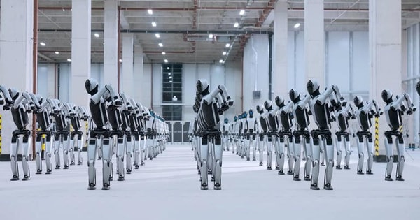 Đoàn quân robot Trung Quốc hoàn hảo đến mức chứng minh mãi mà dân tình vẫn cố cãi: "Đây chắc chắn là giả"