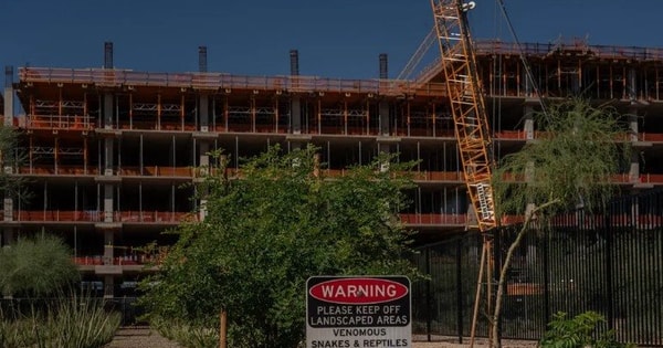 Dự án 165 tỷ USD của TSMC tại Mỹ gặp khó vì 18.000 quy tắc hành chính, tốn 35 triệu USD chỉ vì thủ tục giấy tờ