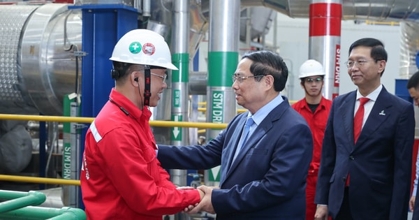 Khánh thành nhà máy tỷ USD “10 nhất” lần đầu tiên ở Việt Nam, Thủ tướng đánh giá là “dự án kiểu mẫu”