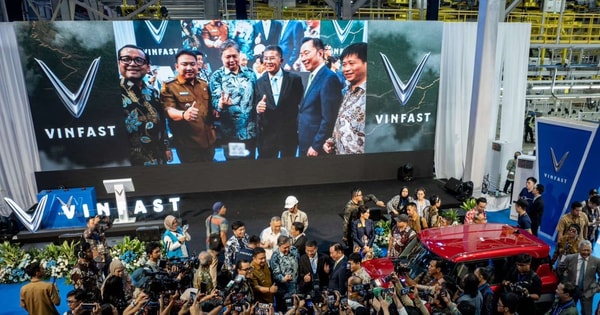 Quá nhanh: VinFast khánh thành nhà máy xe điện thứ 4 vốn 1 tỷ USD tại Xứ sở vạn đảo