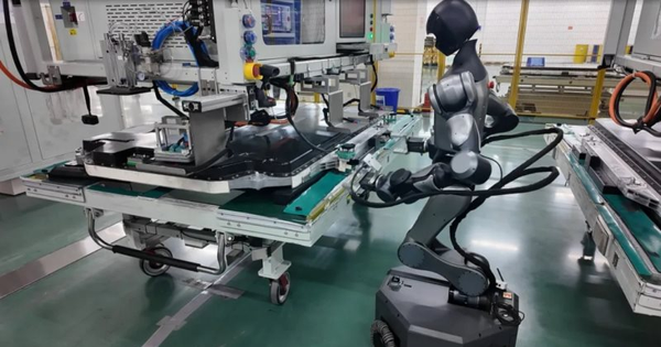 Đi trước thời đại, nhà sản xuất pin xe điện lớn nhất thế giới thành công đưa robot hình người tích hợp AI vào dây chuyền - đạt hiệu suất không ai dám tin
