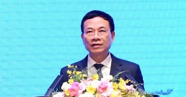 Bộ trưởng Nguyễn Mạnh Hùng: Đây là lần đầu tiên tôi thấy VNPT định hướng cho tương lai một cách rõ ràng, mạch lạc, đồng bộ và tự tin