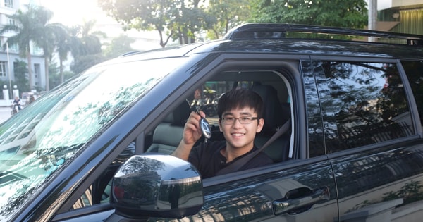 Bản hybrid một lần đổ xăng đi hơn 1.100km: Đây là chiếc Santa Fe được mong nhất?