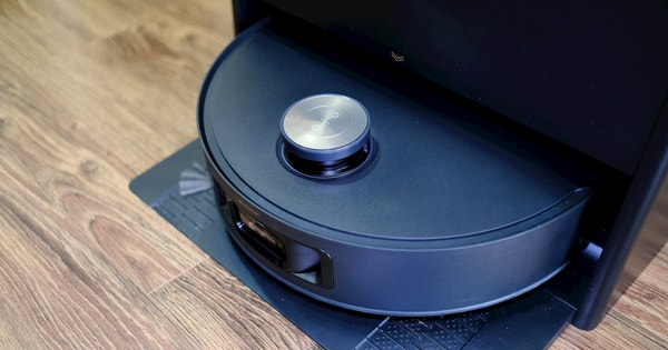 Trải nghiệm Dreame Aqua10 Roller: Mẫu robot hút bụi lau nhà 'toàn năng'