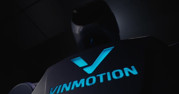 Robot hình người thế hệ thứ 2 của VinMotion lộ diện: Đột phá hơn, có thể tự đứng dậy khi ngã và tự thay pin?