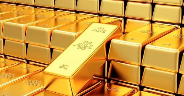 Giá vàng hôm nay: SJC bật tăng quá mạnh, ngưỡng lịch sử rất gần!