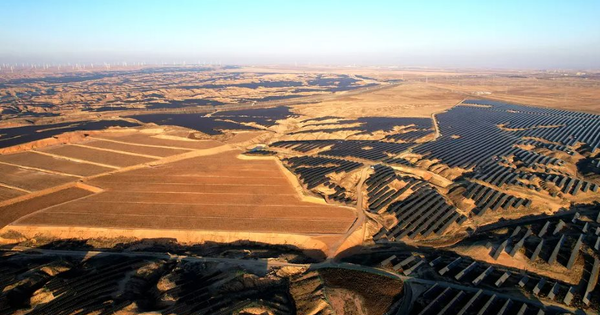 Trung Quốc lại khiến cả thế giới trầm trồ: Sắp vận hành “pin không khí siêu lạnh” lớn nhất thế giới trên sa mạc, sản xuất 180 triệu kWh điện/năm