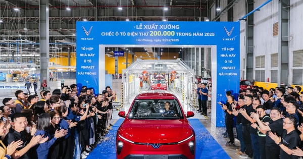 Nhà máy của tỷ phú Phạm Nhật Vượng đạt công suất kỷ lục, chính thức xuất xưởng chiếc xe điện thứ 200.000