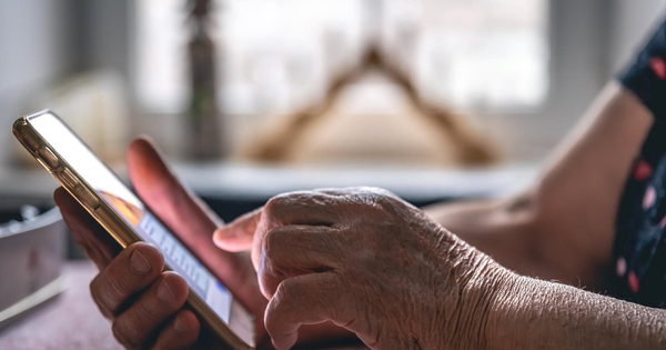 Chụp ảnh chân dung và gửi đi, 2 phút sau, người đàn ông ở Gia Lai bị trừ sạch 114 triệu đồng trong tài khoản: Công an lập tức có cảnh báo