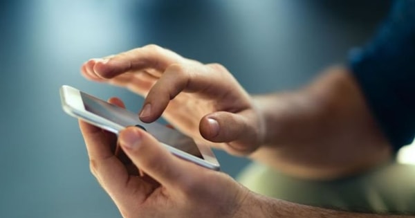 Ứng dụng này cứ mỗi 48 giờ lại gửi một câu hỏi: “Bạn còn sống không?” - và hàng triệu người đang tải về