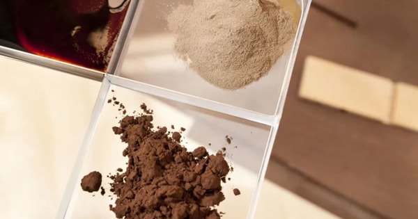 Phát minh của châu Âu làm rung chuyển ngành xây dựng: tạo vật liệu lai giữa thủy tinh và nhựa, thách thức mọi lý thuyết vật lý