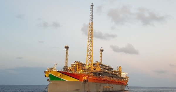 Quốc gia có dân số bằng 1/10 Hà Nội thắng lớn