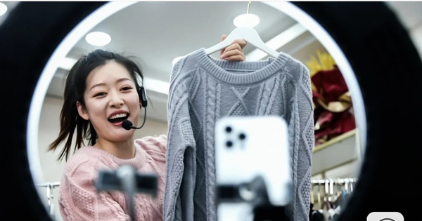 Cú sốc marketing: KOL/KOC hết thời, SEO bị khai tử, doanh nghiệp phải nịnh nọt AI, những 'Influencer' quyền lực nhất thế giới với 800 triệu fan mỗi tuần