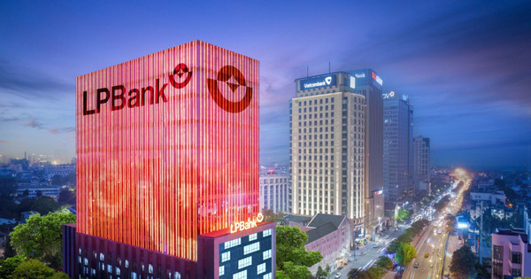 Cổ phiếu LPBank (LPB) “tím lịm”, trắng bên bán trong phiên đầu tuần rực lửa