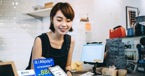 Lần đầu tại Việt Nam: Dùng app ngân hàng nội địa quét QR thanh toán khi du lịch Trung Quốc, Hàn Quốc, Singapore…