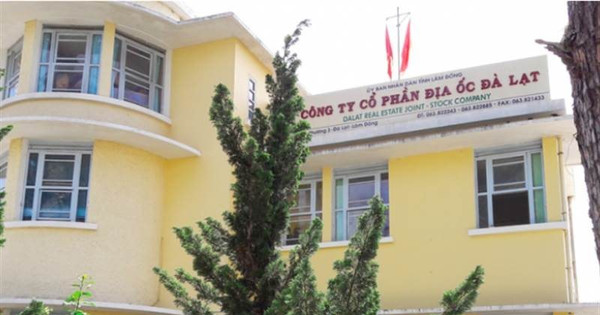 Địa ốc Đà Lạt (DLR) bị phạt gần 180 triệu đồng vì chậm công bố thông tin