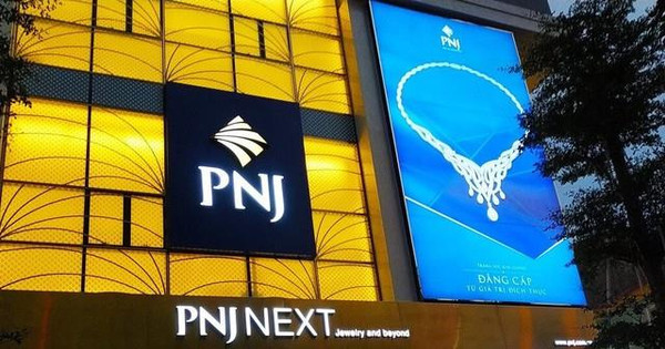 Cổ phiếu PNJ bất ngờ tăng vọt