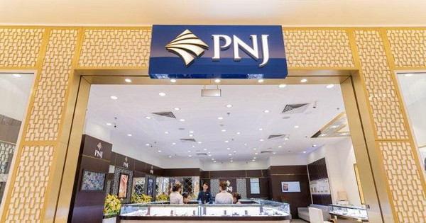 PNJ bất ngờ “cháy hàng”