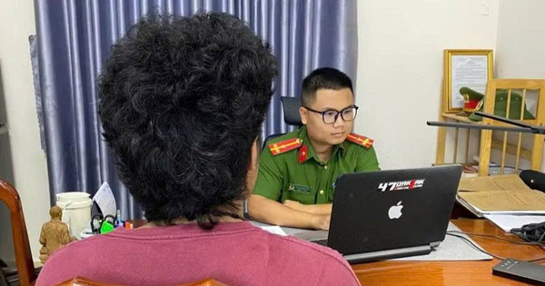 Nam sinh 2008 ở TP.HCM gọi điện nhờ bố mẹ chuyển khoản 1,2 tỷ đồng, 30 phút sau được công an đưa đi
