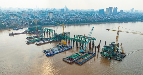 Việt Nam đang xây cây vượt sông Hồng hơn 16.000 tỷ đồng nối phố cổ với Long Biên, sở hữu thiết kế "vòm vô cực" độc đáo, dự kiến hoàn thành ngay năm sau